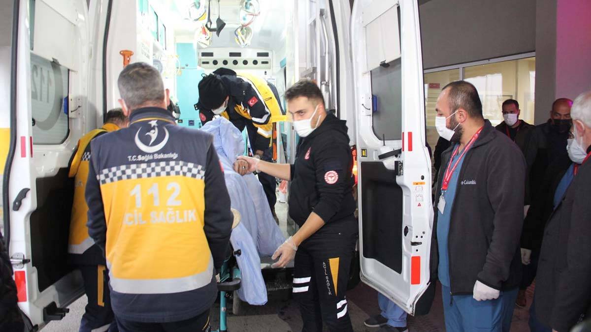 Yaralılardan 10'u taburcu edilirken, 1'i ağır 12 kişinin tedavileri sürüyor