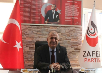Özdağ: Biz iki ittifaka da eşit durumdayız