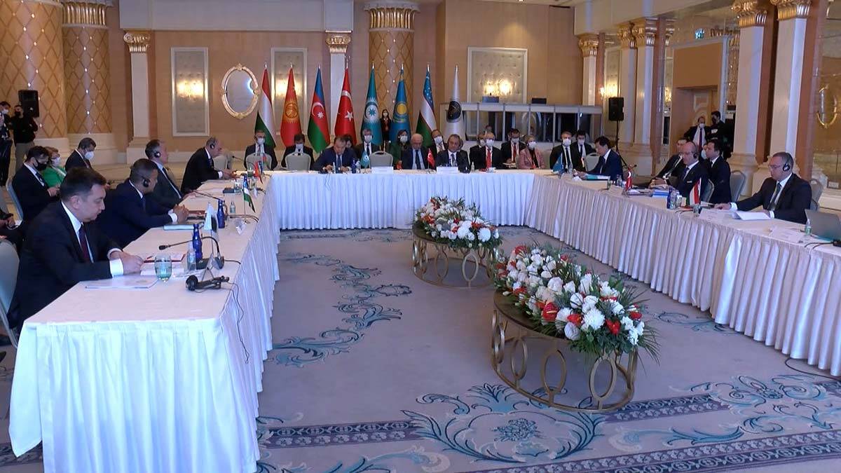 " Umut ediyorum ki eğitim alanındaki iş birliğimiz gençlerimizi öz kimliğini bilen kültür değerlerinin farkında olan geleneklerine ve tarihlerine bağlı bireyler olarak yetişmelerine katkıda bulunacaktır "