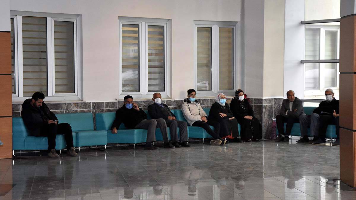 Pandemide yalnızlık, çaresizlik belirtileri başladıPandemide yalnızlık, çaresizlik belirtileri başladı