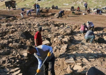 Perre Antik Kenti'ndeki konutların milattan sonra 6'ncı ve 7'nci yüzyıllardaki depremlerden etkilenmiş olduğu ortaya çıktı