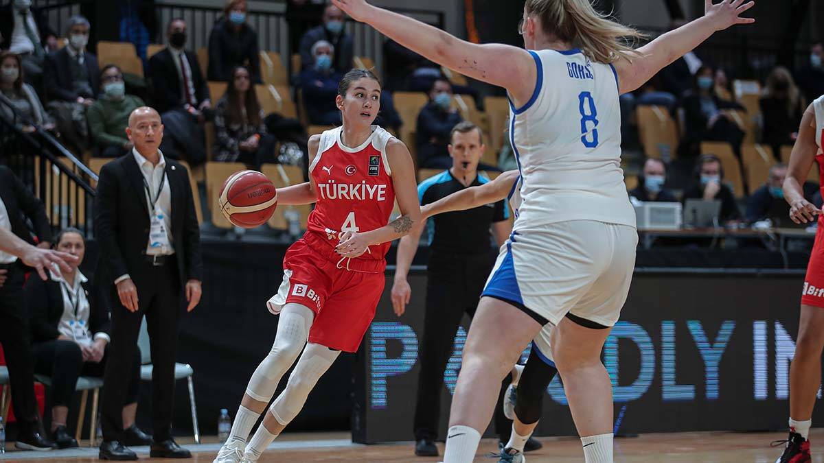 Potanın Perileri elemelere galibiyetle başladı