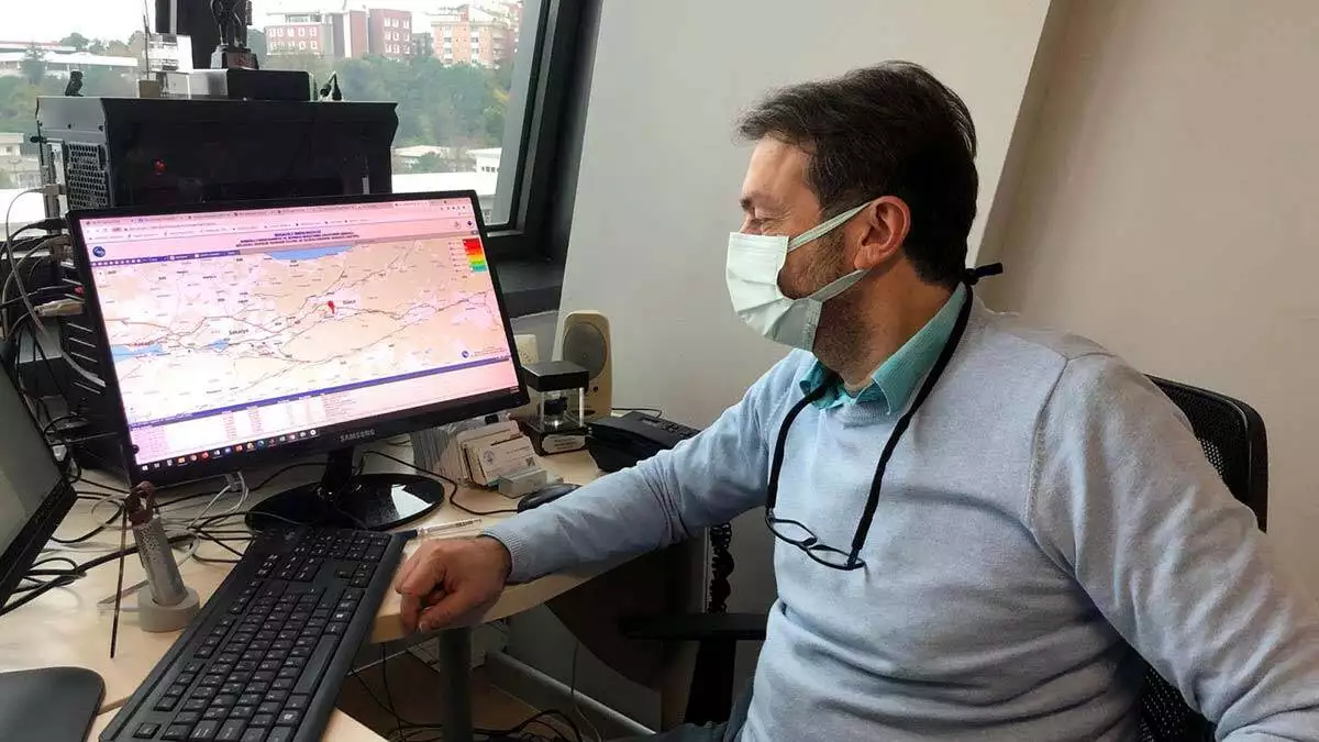 Prof. Dr. Kutoğlu: büyük deprem için uyarıcı niteliğinde