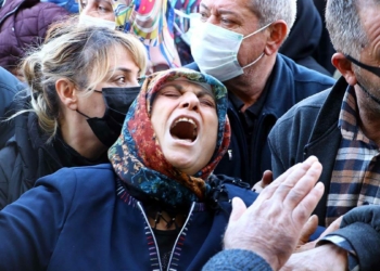 Samuray kılıcıyla öldürülen Başak defnedildi