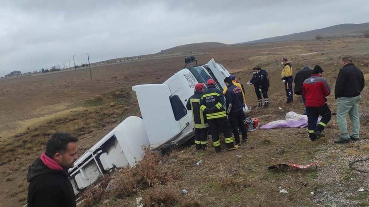 Sürücü Turgut olay yerinde hayatını kaybetti
