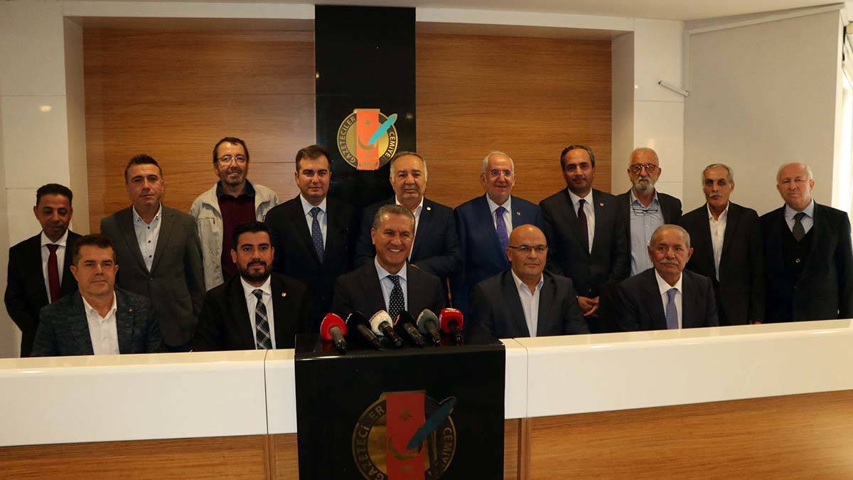 "ABD Başkanı bilmelidir ki Türkiye'nin demokrasisine kendileri değil hiç kimse müdahale edemez"