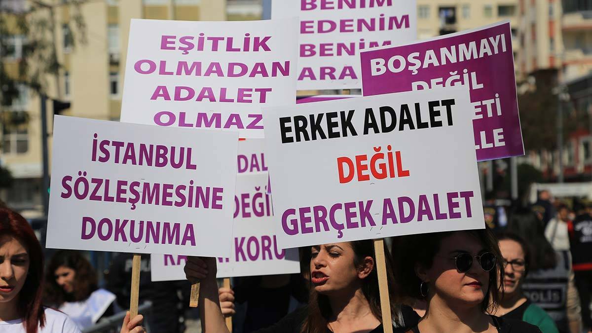 Şiddete maruz kalan kadınların sesi olalım