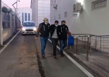 Sınav sorularını alan FETÖ üyelerine gözaltı kararı