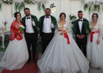 Şırnak'ın Silopi ilçesinde 3 kardeşe tek düğün