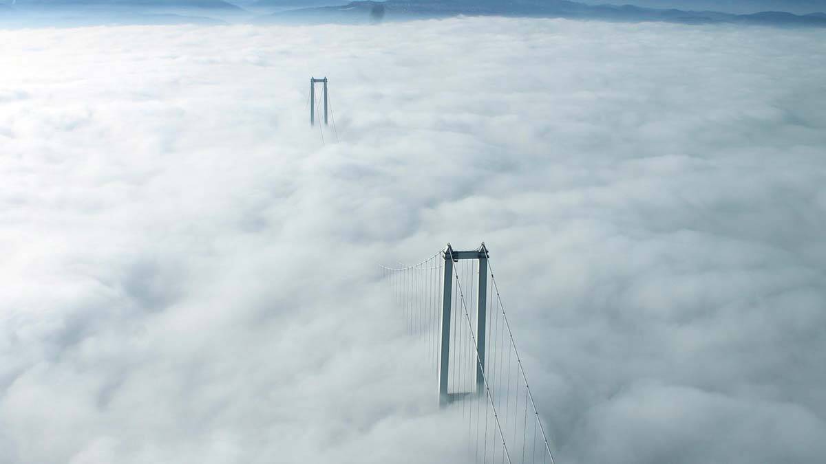 Siste Osmangazi Köprüsü kayboldu