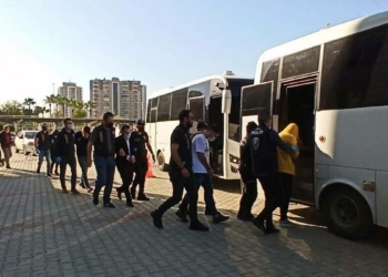 Sosyal medya dolandırıcıları adliyeye sevk edildi