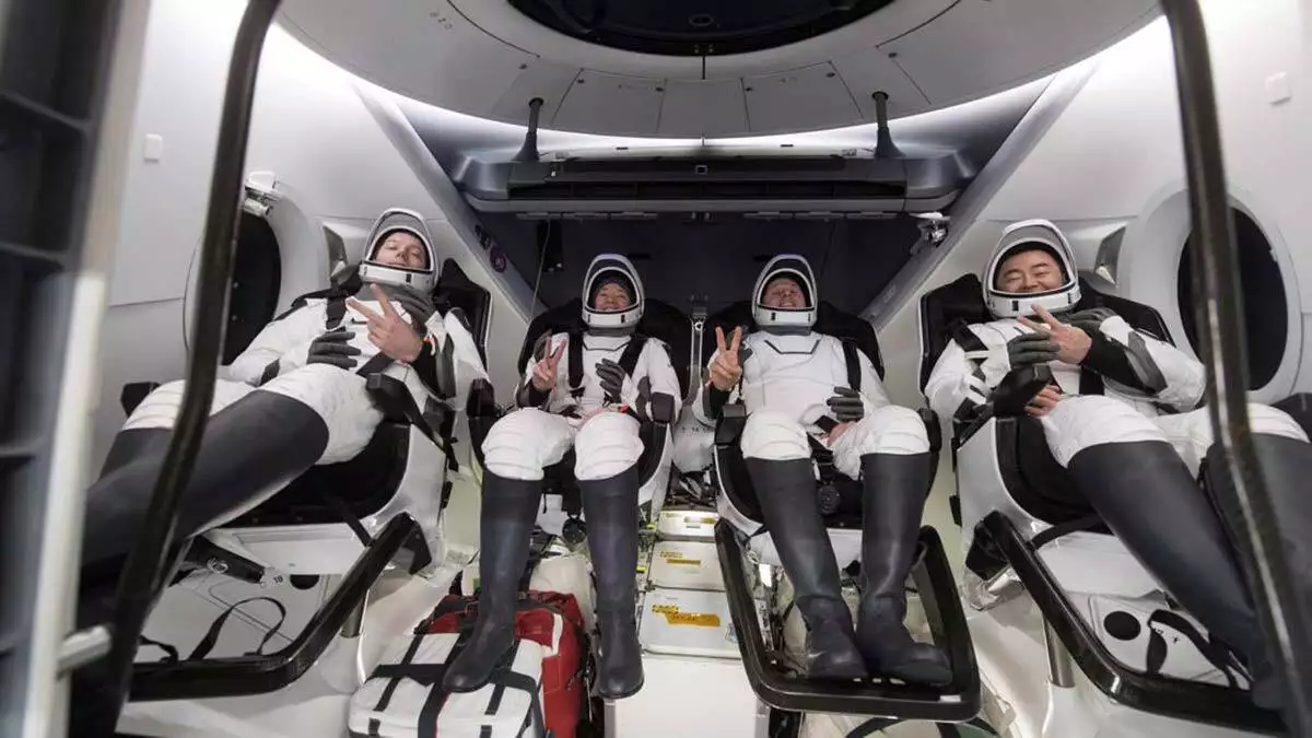 Spacex crew-2 astronotları dünya'ya döndü