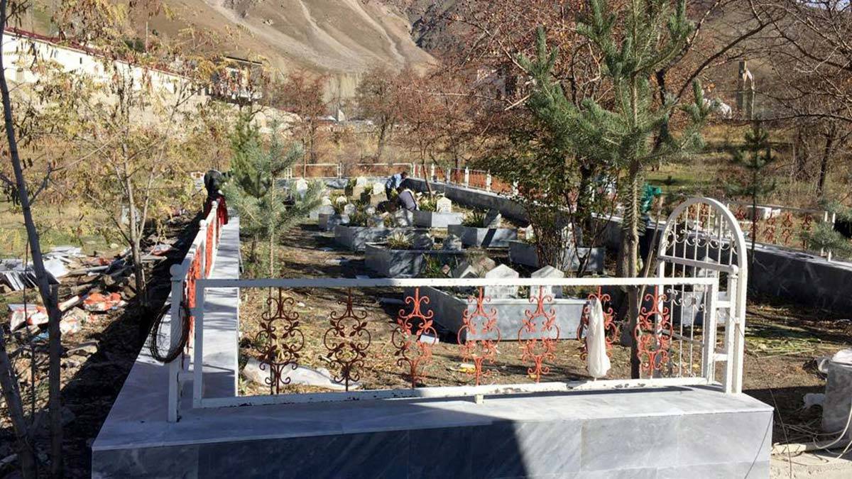 Anıt, ekiplerin yoğun çalışmasıyla kısa sürede tamamlandı