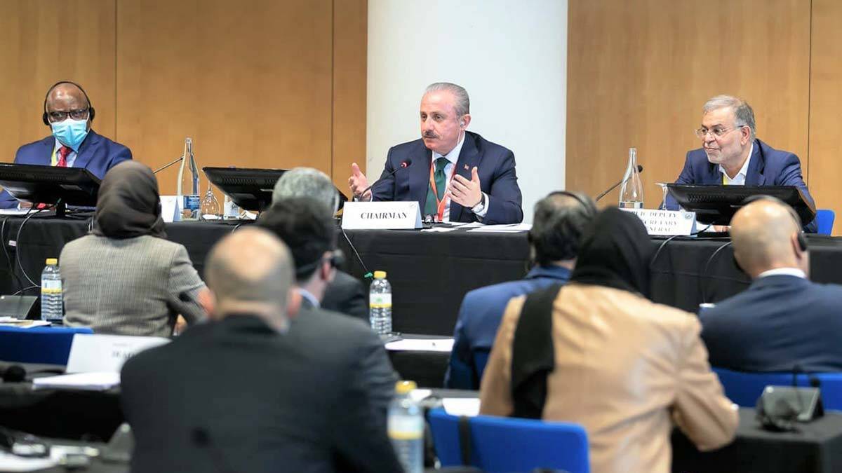 TBMM Başkanı Şentop Madrid'de