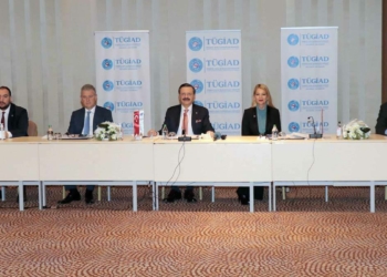 TOBB Başkanı, genç iş insanları ile bir araya geldi