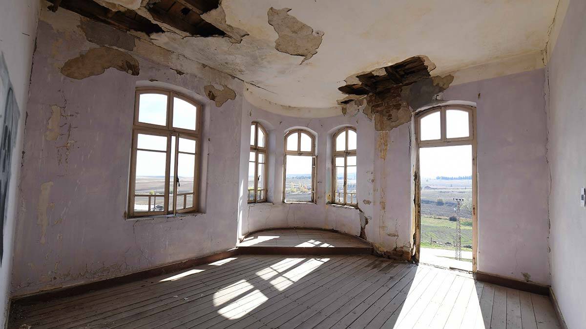 Gölbaşı Hallaçlı Mehmet Ağa Konağı yıllar sonra doğal dokusunu koruyarak restore edilecek.