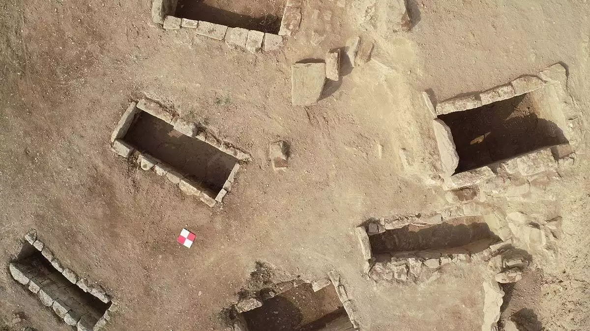 Tenedos kazısı'nda 3 bin yıl öncesine ait buluntu