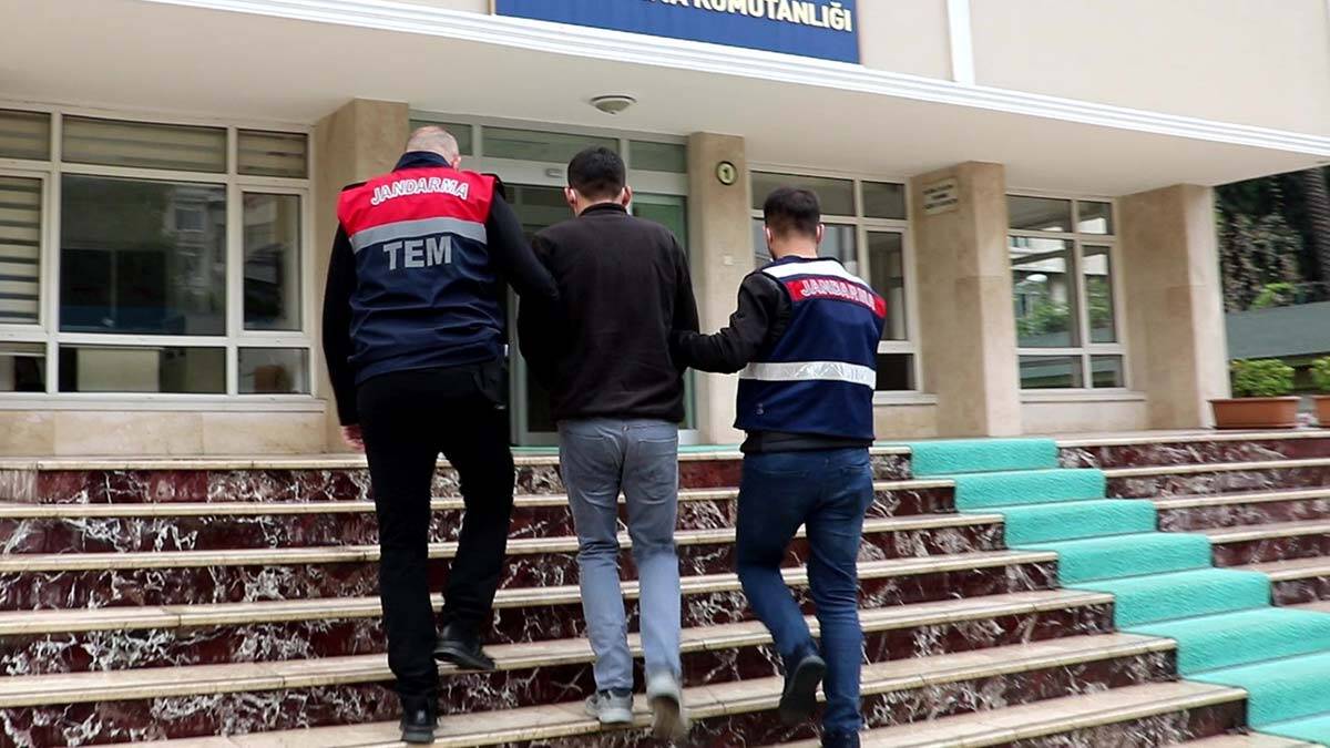 Mersin merkezli 4 ilde düzenlenen terör operasyonunda 4 şüpheli gözaltına alındı