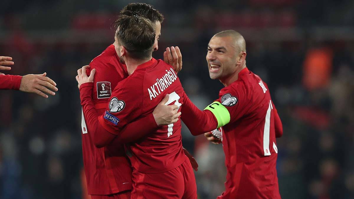  81’inci dakikada sol kanattan Rıdvan’ın yerden ceza sahasına ortasında Serdar Dursun’un dokunuşuyla topla ağlarla buluştu 