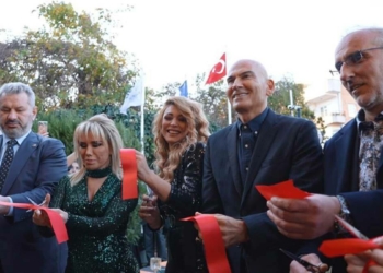 Üsküdar'a yeni güzellik merkezi açıldı