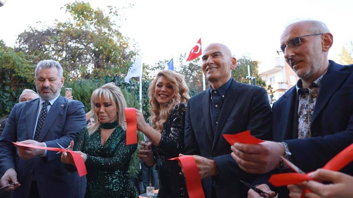Üsküdar'a yeni güzellik merkezi açıldı