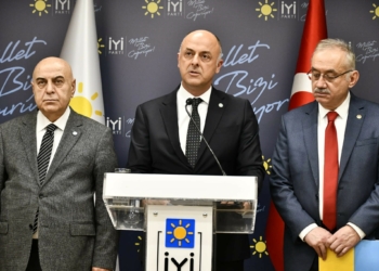 Ümit Özlale ekonomi heyeti ile açıklama yaptı