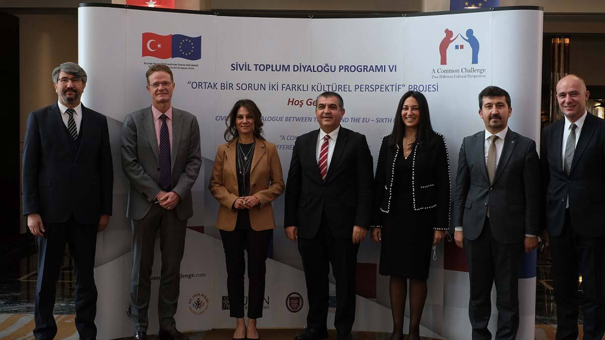 Yaşlılığın yeniden tanımlanması için ortak proje