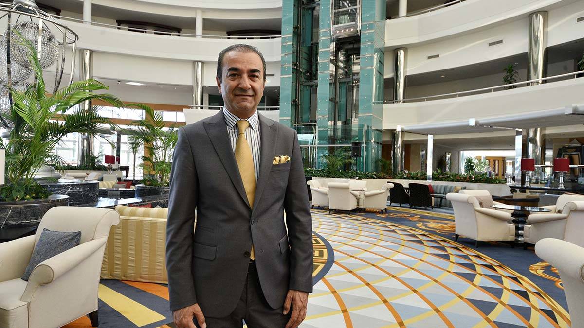 Yılbaşında Kıbrıs ve Antalya'da programlara yoğun ilgi