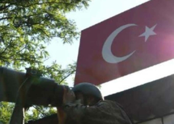 Yunanistan'a geçmeye çalışan 5 kişi yakalandı