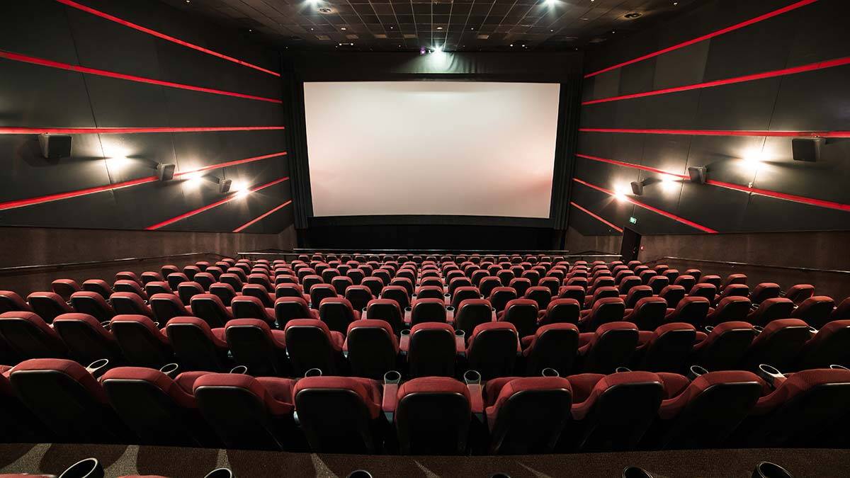 Yunus Emre'nin hayatını konu alan Derviş sahnelendi