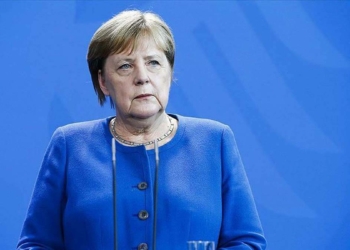 Merkel'den Putin'e Belarus çağrısı