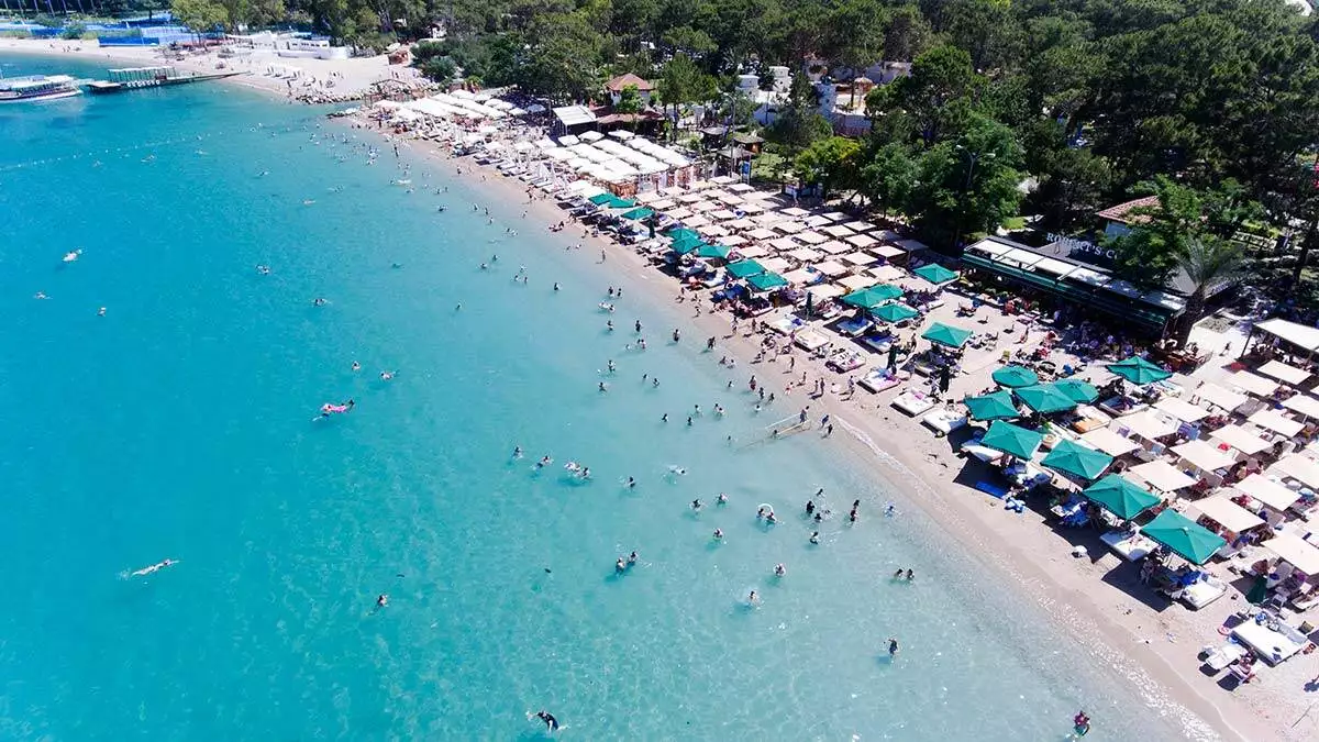 Antalya'da 2022'de 16 milyon turist hedefi