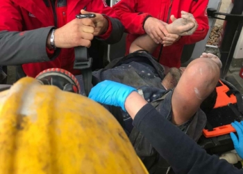 Balıkesir'de madende göçük altında kalan işçi kurtarıldı