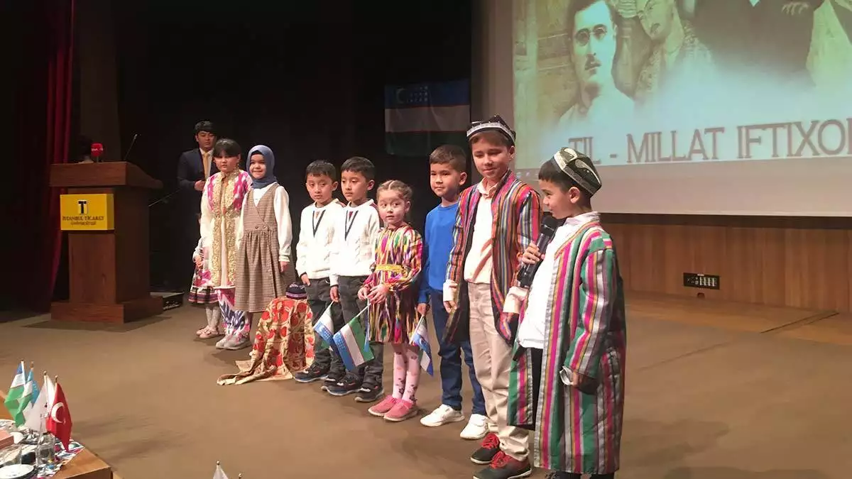 Özbekler dil bayramlarının 2'nci yılını kutladı