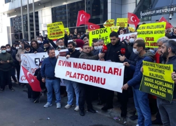 Evim mağdurları TMSF önünde eylem yaptı