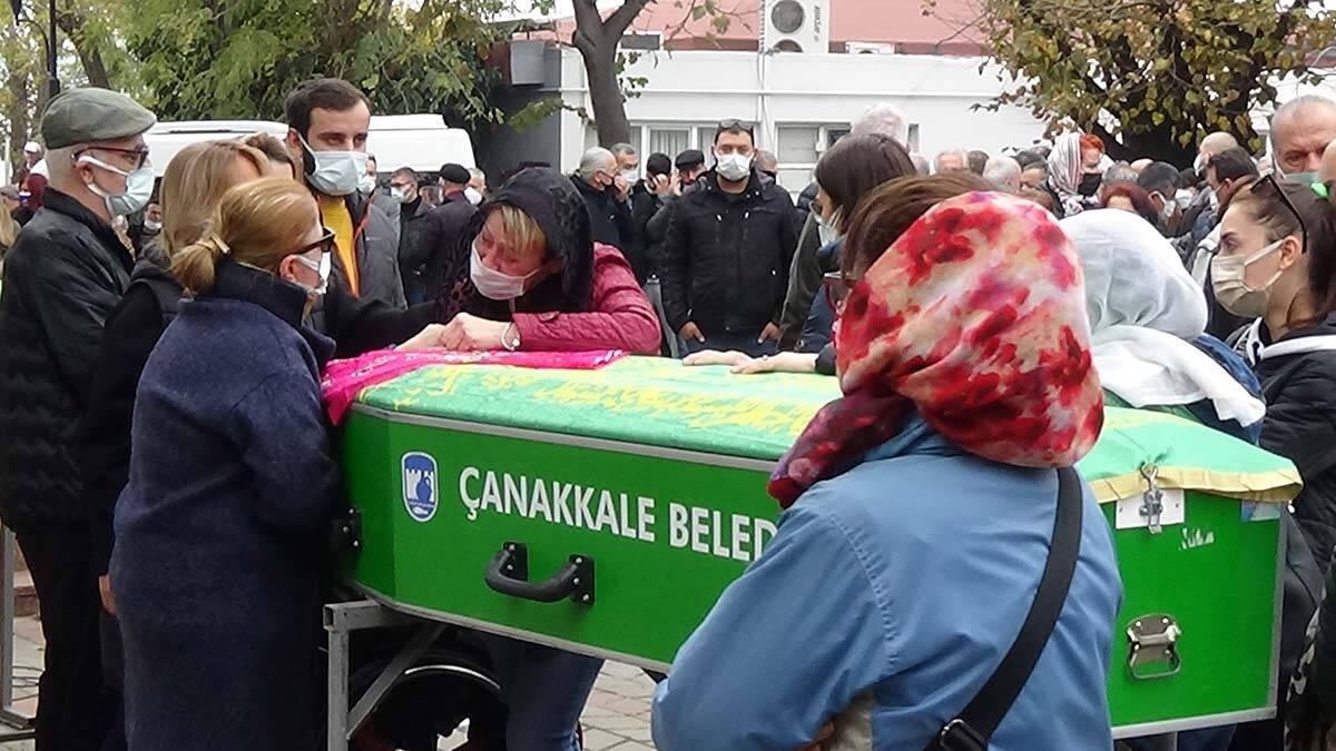 Sümer çifti toprağa verildi