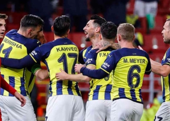 Fenerbahçe Avrupa'da güldü