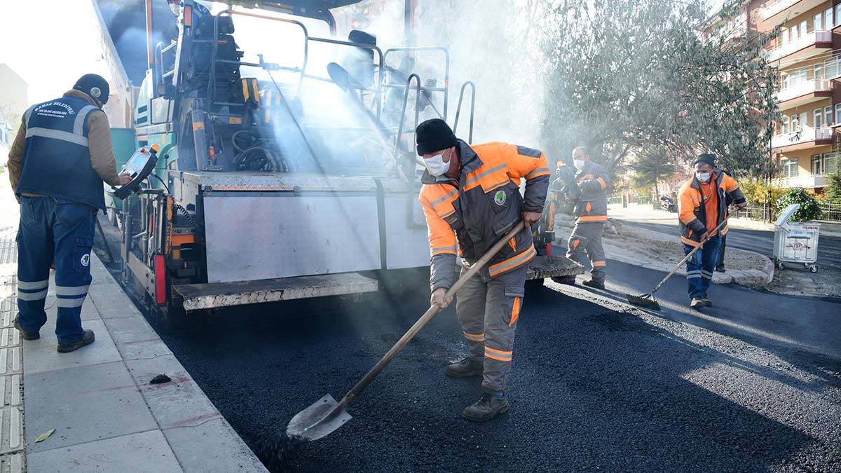 Mamak asfaltta rekora koşuyor