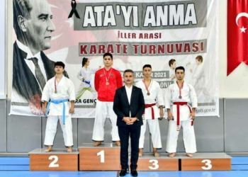 Ata'yı Anma İller Arası Karate Turnuvası Mamak'ta