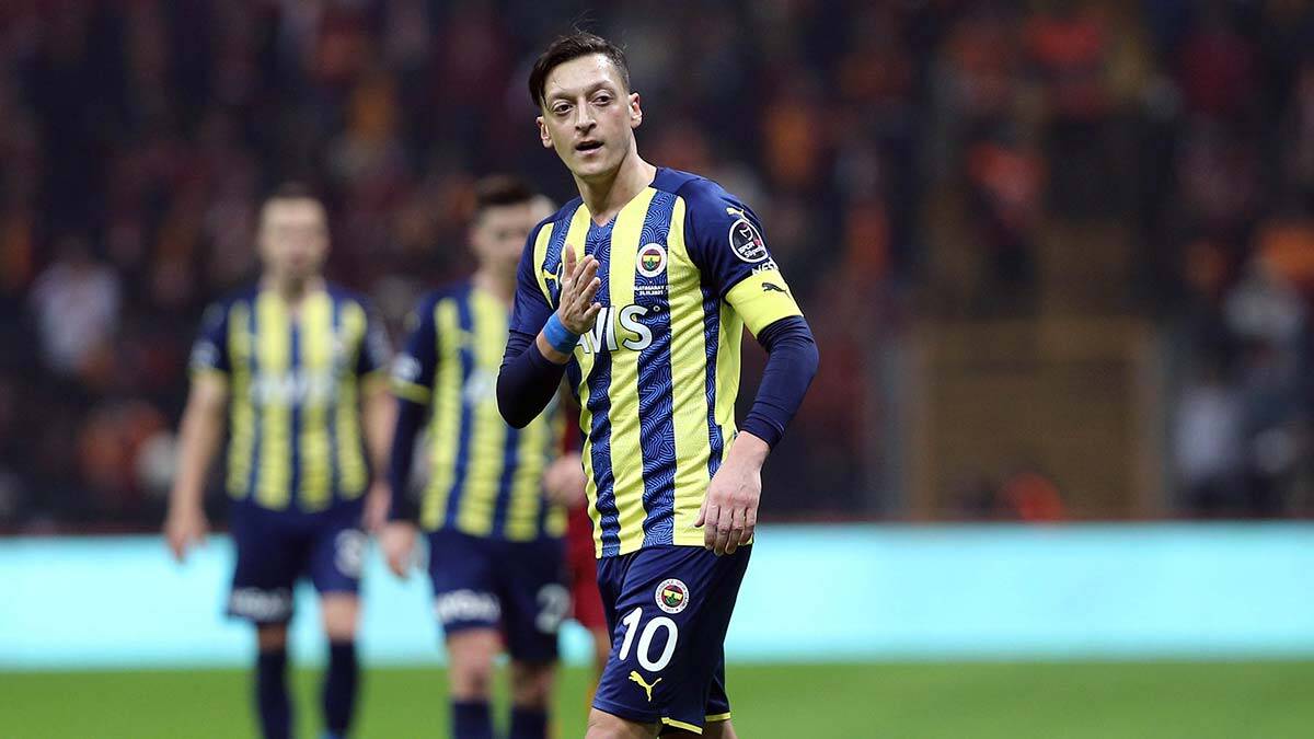 Galatasaray Fenerbahçe maç sonucu: 1-2