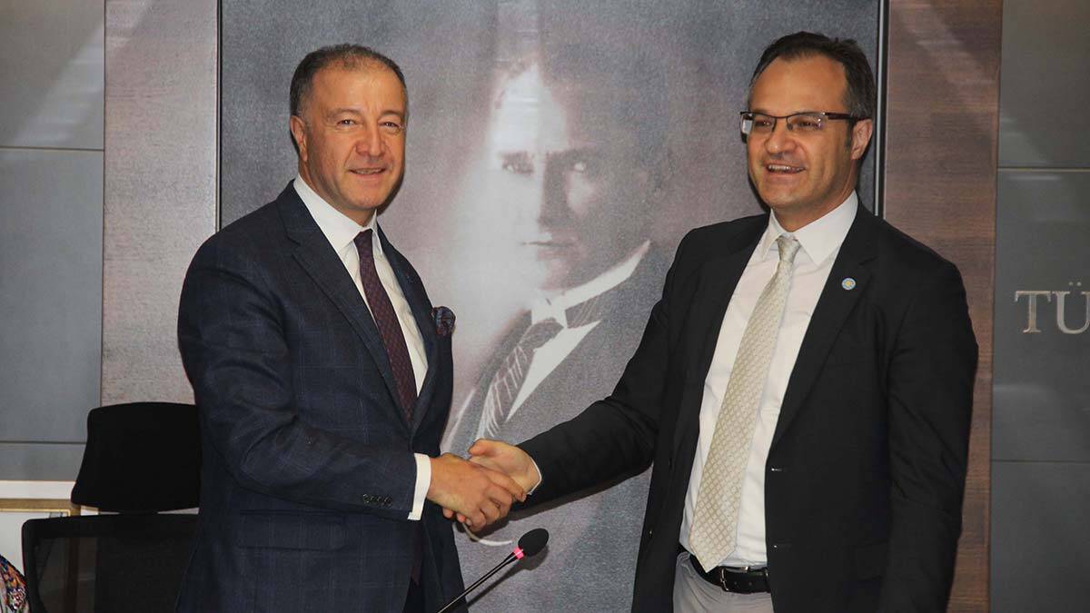 GGYD Başkanı M.Nezih Allıoğlu iş dünyasındaki sorunları dile getirerek "Bizim için en ciddi sorun ekonomideki belirsizlik" ifadesini kullandı.