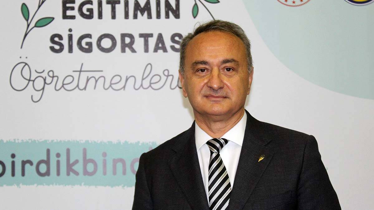 Prof. Dr. Pehlivanoğlu, 2023 hedeflerinin 1000 köy okulunda 1000 kadın köy öğretmenine ulaşmak olduğunu söyledi.