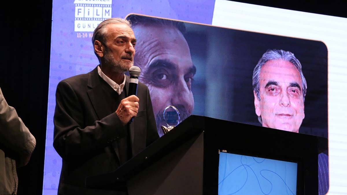 Hülya Koçyiğit ve Burçak Evren’e onur ödülü