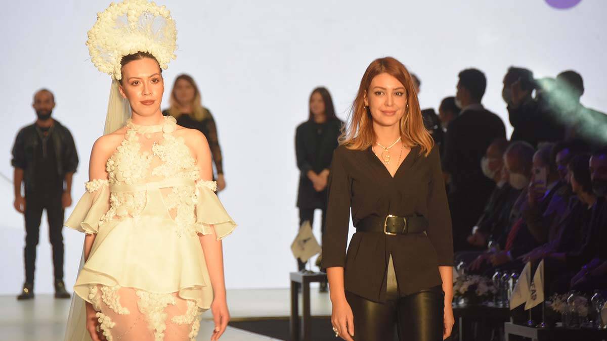 IF Wedding Fashion-İzmir Gelinlik Damatlık ve Abiye Giyim Fuarı kapılarını açtı.