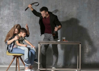 Kadın olmak suç mu?