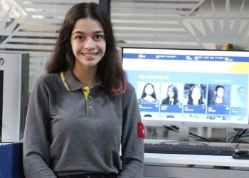Karen, En Parlak 100 öğrenci arasına girdi