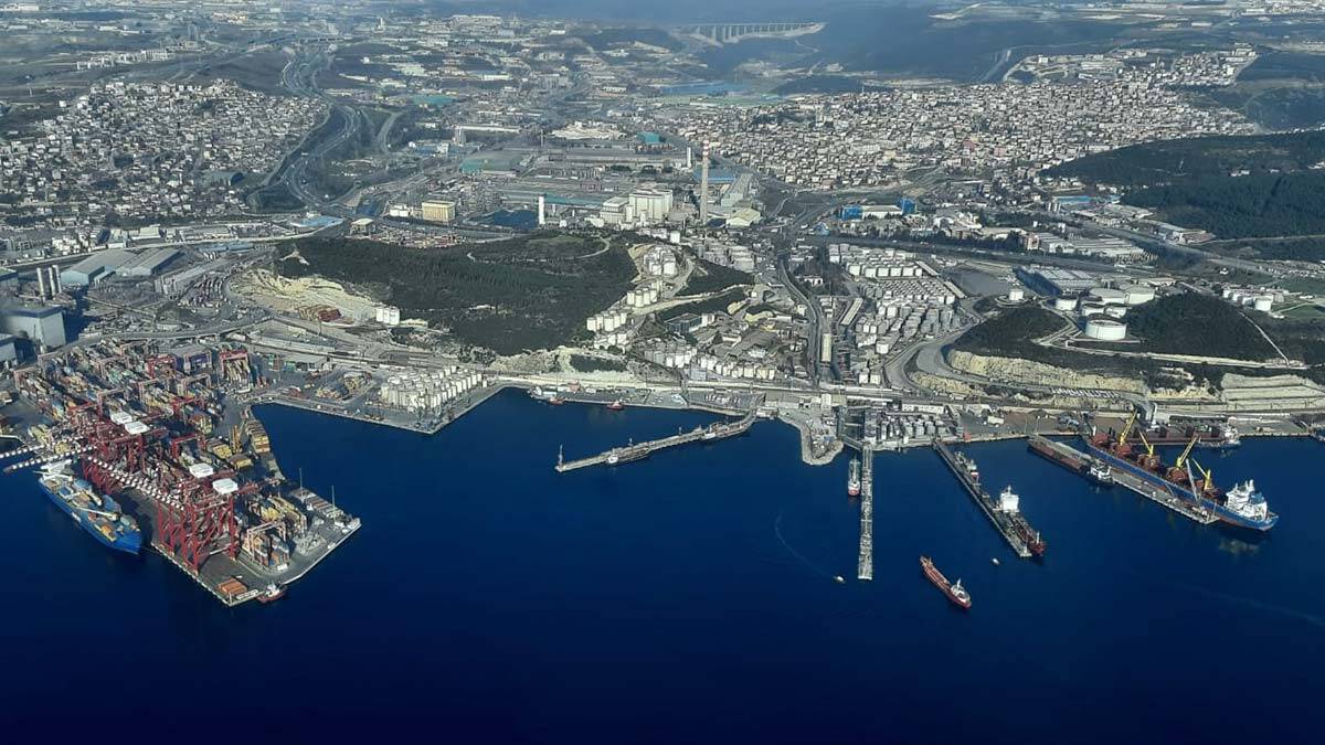 Kocaeli'de denizi kirleten 478 gemiye ceza