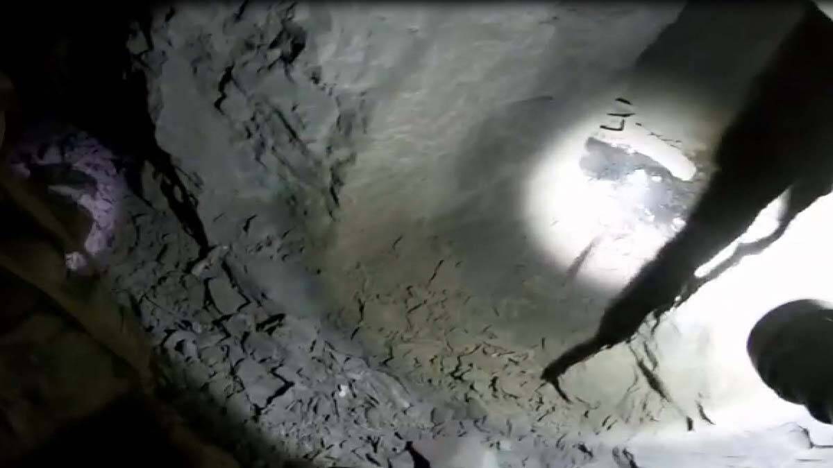 Komandolar teröristlerin inlerine böyle girdi