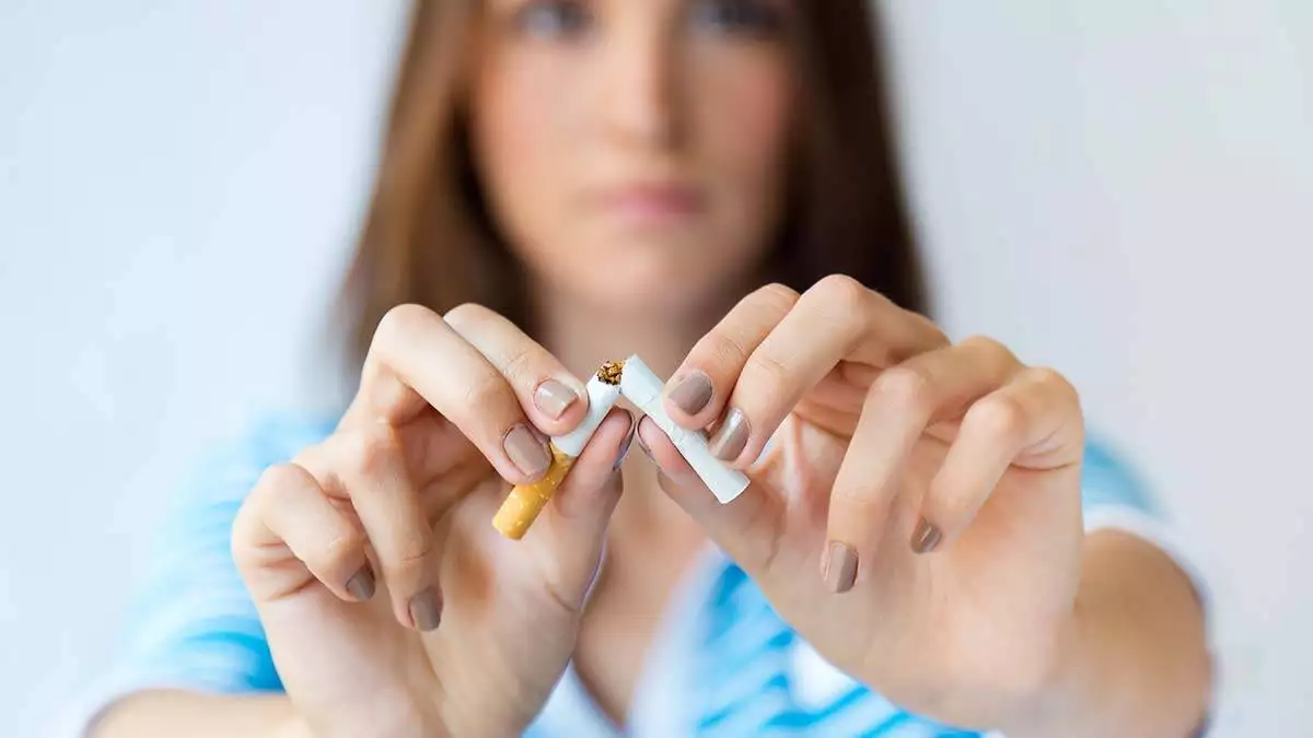 Türkiye solunum araştırmaları derneği (tüsad) başkanı prof. Dr. Ülkü yılmaz, "elektronik sigara da dahil her türlü tütün ürününden uzak durun" dedi.