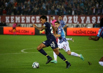 Luiz Gustavo sahalara dönüyor